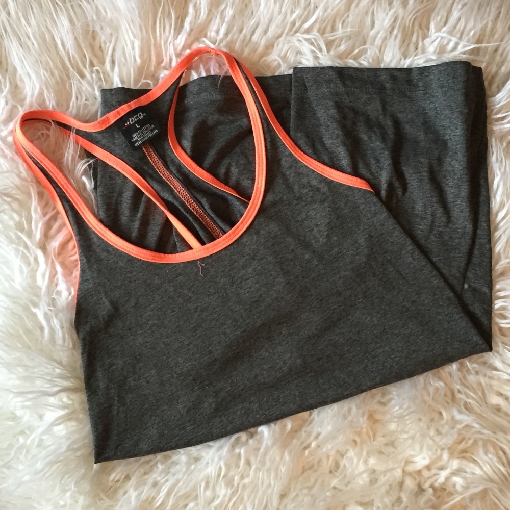⭐️BOGO Gray Workout Top⭐️